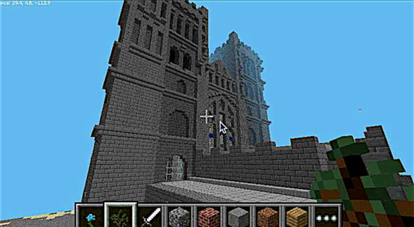 Tour ouest à la recherche du toit de la chapelle de Galilée